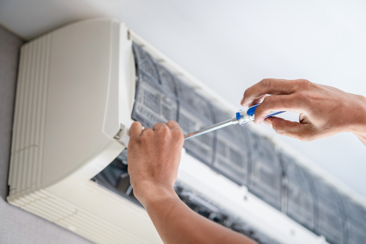 How Routine AC Maintenance Can Reduce Your Carbon Footprint